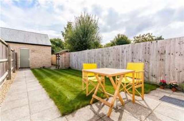  Image of 3 bedroom Semi-Detached house for sale in Ditton Walk Cambridge CB5 at Cambridge, CB5 8QE