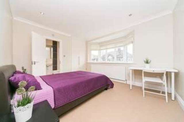  Image of 1 bedroom Property to rent in Dollis Hill Lane London NW2 at London  London, NW2 6JA