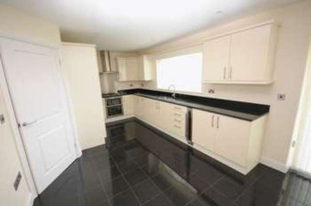  Image of 5 bedroom Detached house for sale in Dove Walk Uttoxeter ST14 at Dove Walk  Uttoxeter, ST14 8EH
