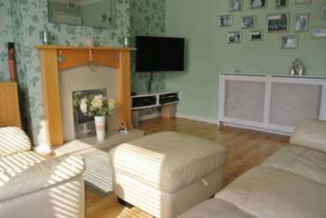  Image of 3 bedroom Semi-Detached house for sale in Dysart Road Grantham NG31 at Dysart Road  Grantham, NG31 7LQ