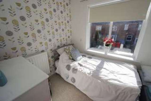  Image of 3 bedroom Semi-Detached house for sale in Eaglescliffe Drive Newcastle upon Tyne NE7 at Eaglescliffe Drive Cochrane Park Newcastle Upon Tyne, NE7 7RT