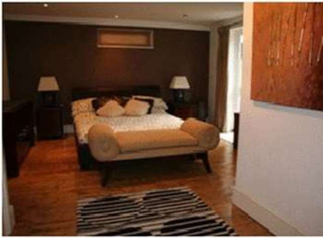 Image of 3 bedroom Flat to rent in Earlham Road Norwich NR2 at Earlham Road  Norwich, NR2 3DF