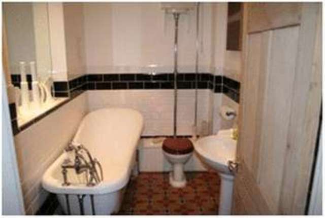  Image of 3 bedroom Flat to rent in Earlham Road Norwich NR2 at Earlham Road  Norwich, NR2 3DF