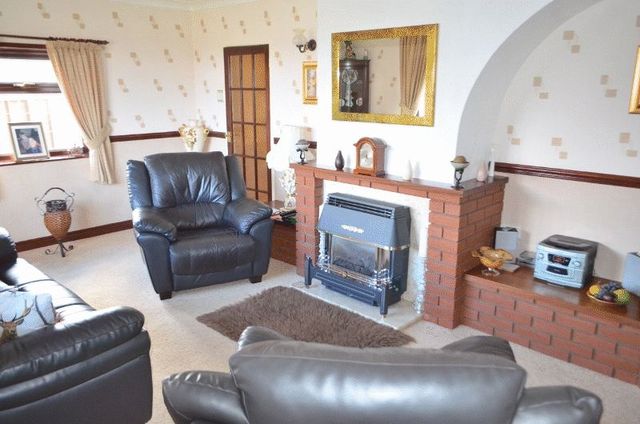  Image of 3 bedroom Detached house for sale in Eden Dene Scunthorpe DN16 at Eden Dene  Scunthorpe, DN16 2PX