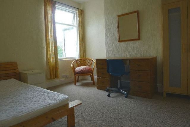  Image of 4 bedroom Terraced house for sale in Edge Grove Fairfield Liverpool L7 at Edge Grove  Liverpool, L7 0HW