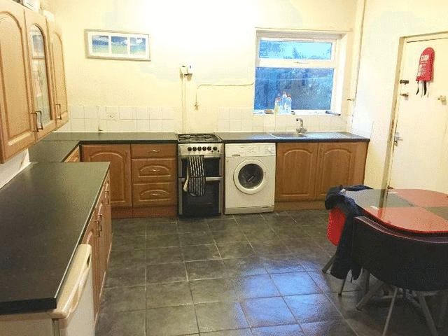  Image of 4 bedroom Terraced house for sale in Edge Grove Fairfield Liverpool L7 at Edge Grove  Liverpool, L7 0HW