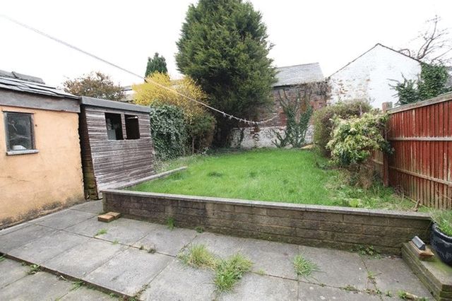  Image of 4 bedroom Terraced house for sale in Edge Grove Fairfield Liverpool L7 at Edge Grove  Liverpool, L7 0HW