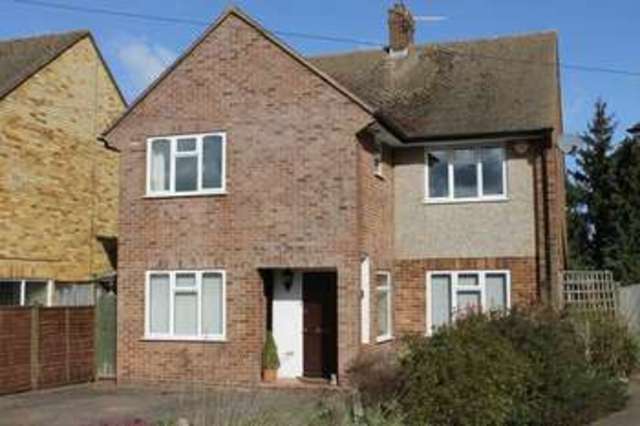  Image of 3 bedroom Detached house for sale in Norwood Road Effingham Leatherhead KT24 at Norwood Road  Effingham, KT24 5NX