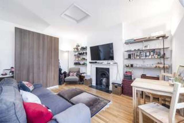  Image of Flat for sale in Elgin Crescent London W11 at London  Holland Park, W11 2JR