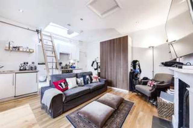  Image of Flat for sale in Elgin Crescent London W11 at London  Holland Park, W11 2JR