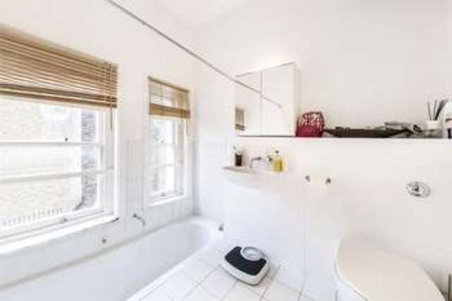  Image of Flat for sale in Elgin Crescent London W11 at London  Holland Park, W11 2JR