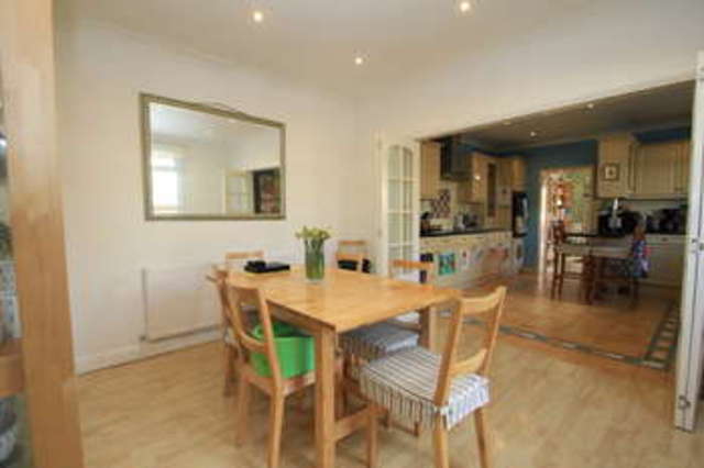  Image of 3 bedroom Detached house for sale in Ellerton Road Tolworth Surbiton KT6 at Surbiton Surrey, KT6 7UD
