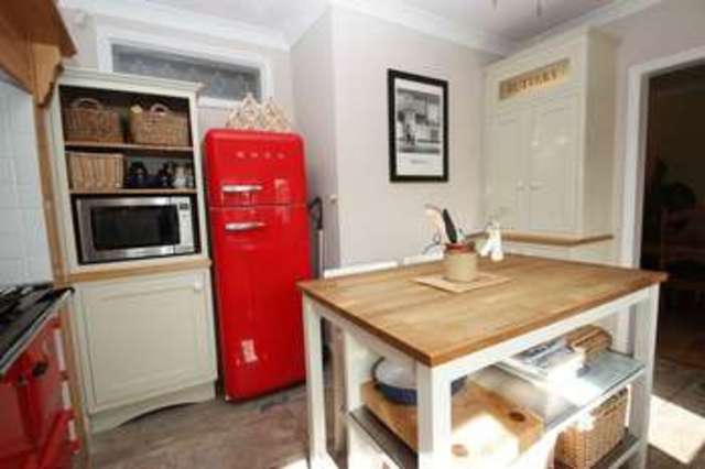  Image of 2 bedroom Detached house for sale in Elm Park Pontefract WF8 at Elm Park  Pontefract, WF8 4LG