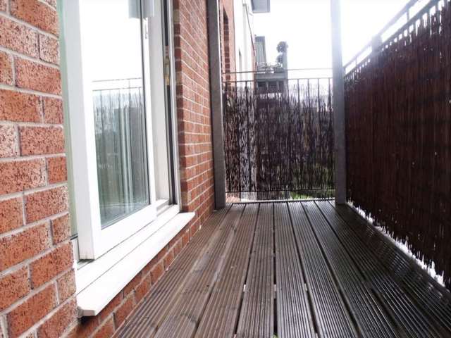  Image of 2 bedroom Apartment to rent in Elmira Way Salford M5 at Elmira Way Salford Quays Salford, M5 3DL