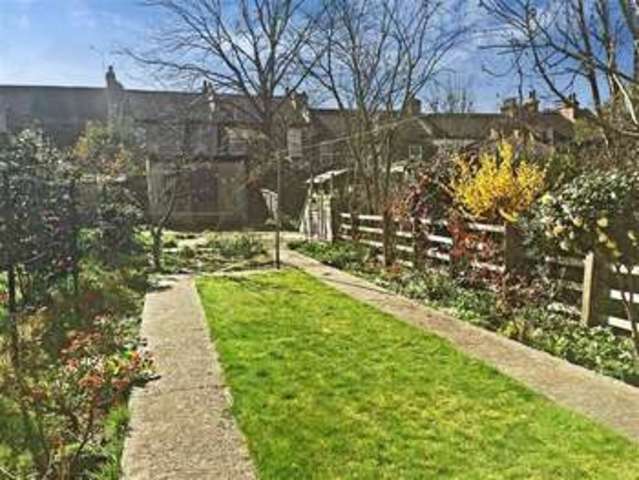  Image of 3 bedroom Town House for sale in Elmsdale Road London E17 at Walthamstow London London, E17 6PW