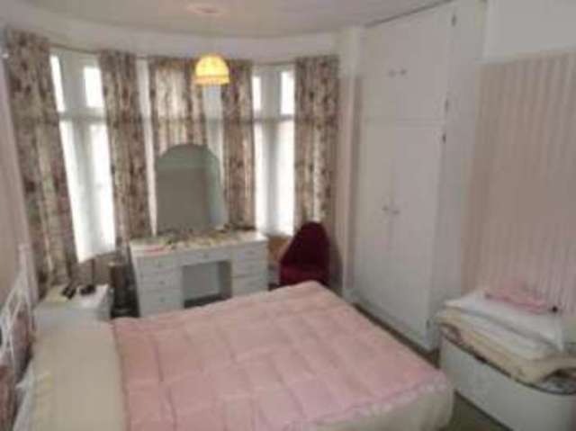  Image of 3 bedroom End of Terrace for sale in Mount Pleasant Road Exeter EX4 at Exeter Devon Exwick, EX4 7AH