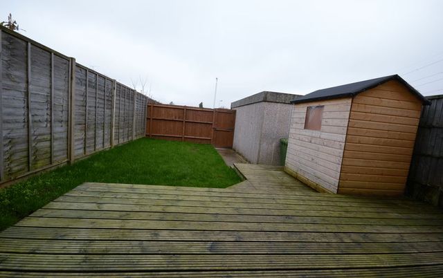  Image of 3 bedroom Terraced house for sale in Fareham Way Houghton Regis Dunstable LU5 at Fareham Way  Houghton Regis, LU5 5RE