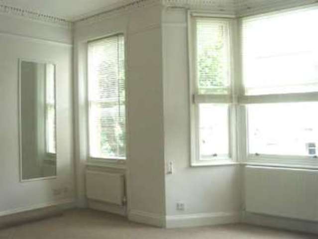  Image of 1 bedroom Flat to rent in Fernhead Road London W9 at Maida Vale London Maida Vale, W9 3EJ