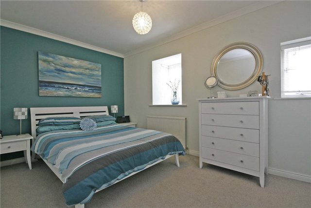  Image of 3 bedroom Detached house for sale in Fernihough Close Weybridge KT13 at Weybridge Surrey Weybridge, KT13 0UY