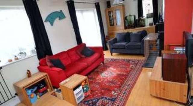  Image of 3 bedroom Detached house for sale in Filmer Road Luton LU4 at Filmer Road  Luton, LU4 9BX