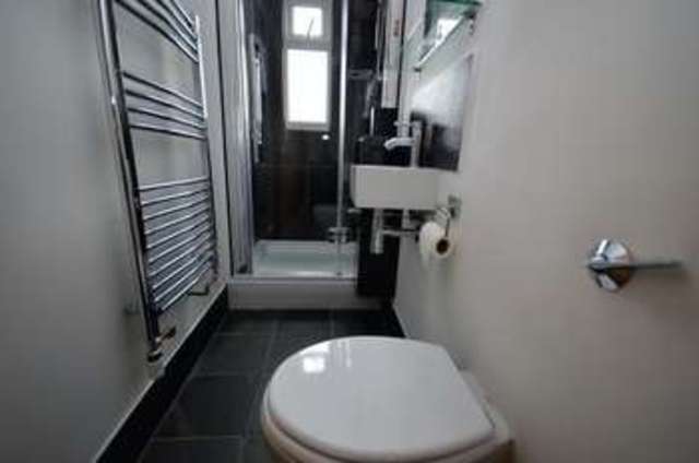  Image of 3 bedroom Detached house for sale in Filmer Road Luton LU4 at Filmer Road  Luton, LU4 9BX