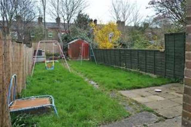  Image of 3 bedroom Flat to rent in Fleeming Road London E17 at Fleeming Road  London, E17 5ES