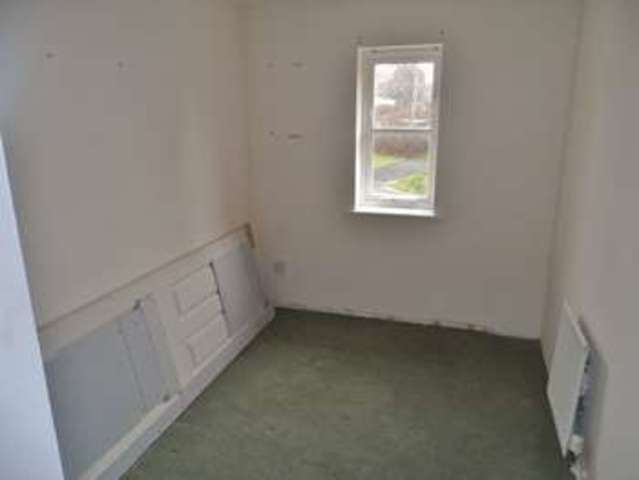  Image of 4 bedroom Terraced house for sale in Bluebell Croft Northfield Birmingham B31 at Bluebell Croft Northfield Birmingham, B31 1FF