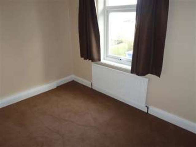  Image of 2 bedroom Semi-Detached house for sale in Frances Avenue Crosland Moor Huddersfield HD4 at Milnsbridge, HD4 5PL