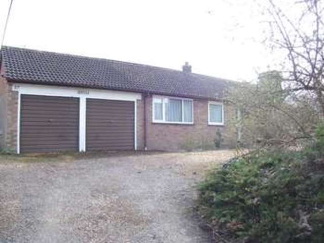  Image of 3 bedroom Bungalow for sale in Frog Lane Upper Boddington Daventry NN11 at Frog Lane  Upper Boddington, NN11 6DJ