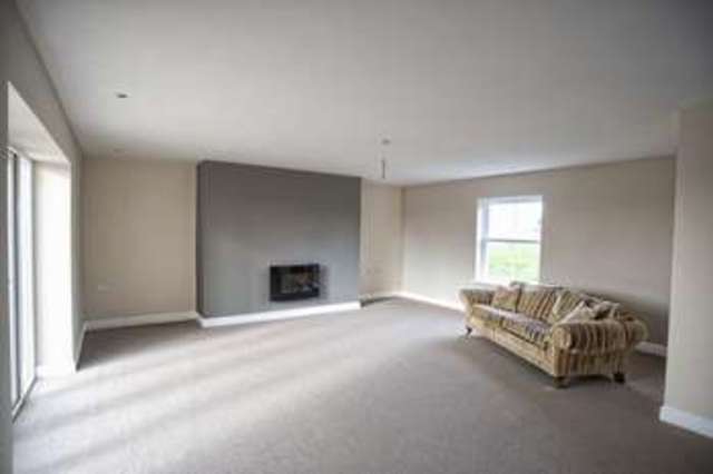  Image of 4 bedroom Detached house for sale in Front Street East Stockwith Gainsborough DN21 at 18 Front Street East Stockwith East Stockwith, DN21 3DH