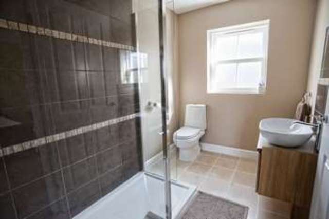  Image of 4 bedroom Detached house for sale in Front Street East Stockwith Gainsborough DN21 at 18 Front Street East Stockwith East Stockwith, DN21 3DH