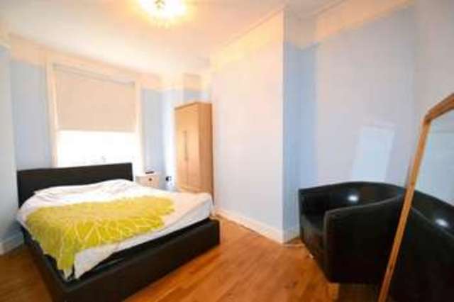  Image of 1 bedroom Flat to rent in Wells Street London W1T at Wells Street  London, W1T 3PL
