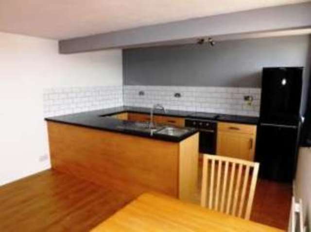  Image of 2 bedroom Flat for sale in Gainsborough Road Warrington WA4 at Warrington Cheshire Stockton Heath, WA4 6BN