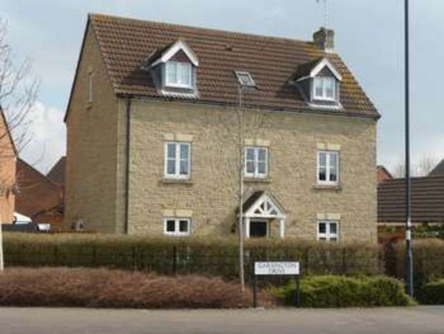  Image of 5 bedroom Detached house for sale in Garsington Drive Swindon SN25 at Garsington Drive Oakhurst Swindon, SN25 2BZ