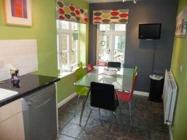  Image of 5 bedroom Detached house for sale in Garsington Drive Swindon SN25 at Garsington Drive Oakhurst Swindon, SN25 2BZ