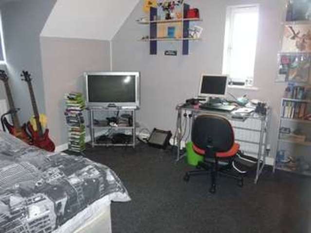  Image of 5 bedroom Detached house for sale in Garsington Drive Swindon SN25 at Garsington Drive Oakhurst Swindon, SN25 2BZ