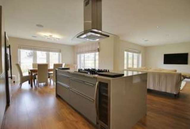  Image of 5 bedroom Detached house for sale in Gatehouse Lane Burgess Hill RH15 at Gatehouse Lane  Burgess Hill, RH15 9XD