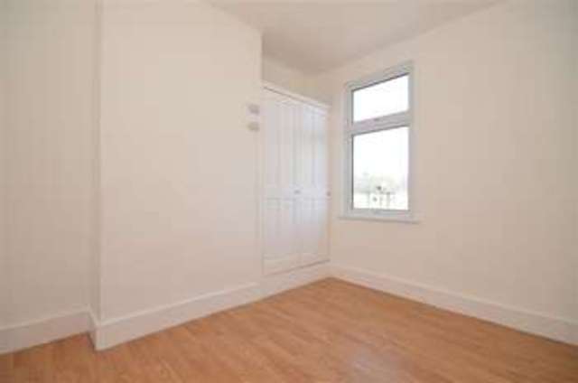  Image of 3 bedroom Terraced house for sale in Geoffrey Gardens London E6 at East Ham London East Ham, E6 3HU