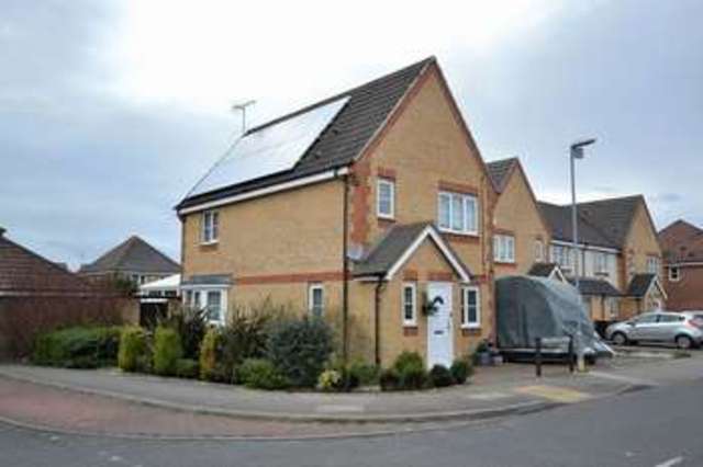  Image of 3 bedroom Detached house for sale in Gibson Drive Leighton Buzzard LU7 at Gibson Drive  Leighton Buzzard, LU7 4NZ
