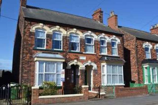  Image of 2 bedroom Semi-Detached house for sale in Glencoe Villas Barrow Road New Holland Barrow-upon-Humber DN19 at Barrow Road  New Holland, DN19 7QR
