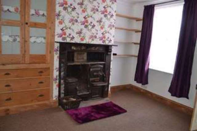  Image of 2 bedroom Semi-Detached house for sale in Glencoe Villas Barrow Road New Holland Barrow-upon-Humber DN19 at Barrow Road  New Holland, DN19 7QR
