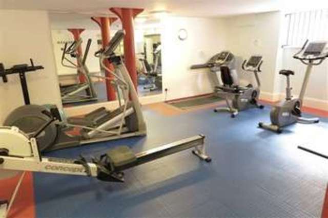 Image of 2 bedroom Flat to rent in Rotherhithe Street London SE16 at Rotherhithe, SE16 5XX