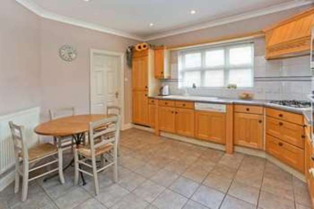  Image of 5 bedroom Detached house for sale in Poets Gate Cheshunt Waltham Cross EN7 at Poets Gate Goffs Oak Waltham Cross, EN7 6SB