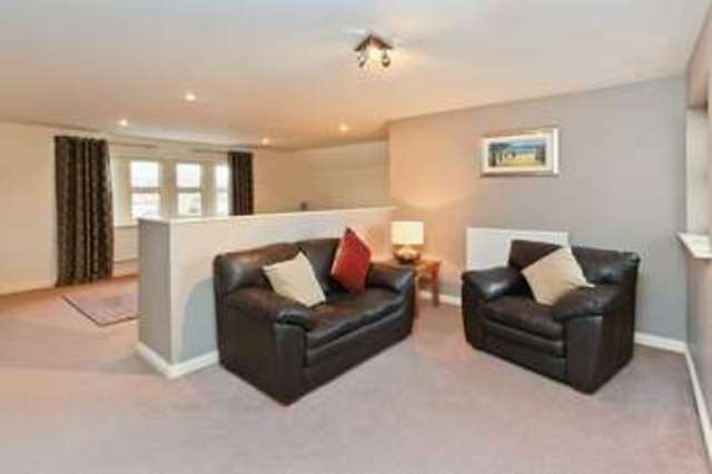  Image of 5 bedroom Detached house for sale in Poets Gate Cheshunt Waltham Cross EN7 at Poets Gate Goffs Oak Waltham Cross, EN7 6SB