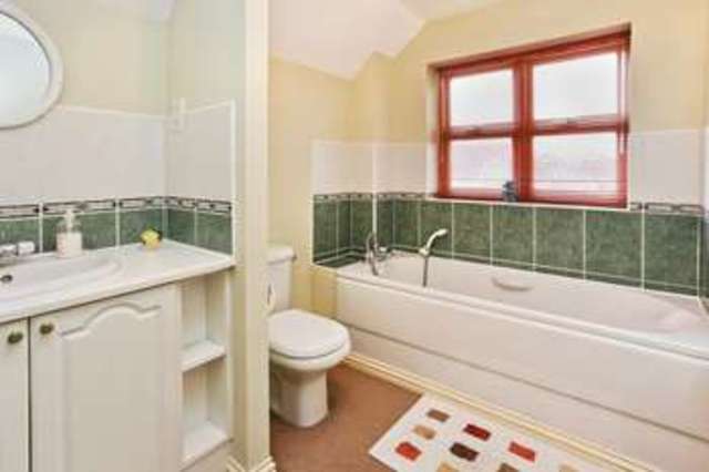  Image of 5 bedroom Detached house for sale in Poets Gate Cheshunt Waltham Cross EN7 at Poets Gate Goffs Oak Waltham Cross, EN7 6SB