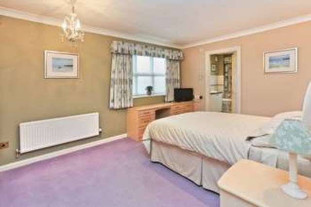  Image of 5 bedroom Detached house for sale in Poets Gate Cheshunt Waltham Cross EN7 at Poets Gate Goffs Oak Waltham Cross, EN7 6SB