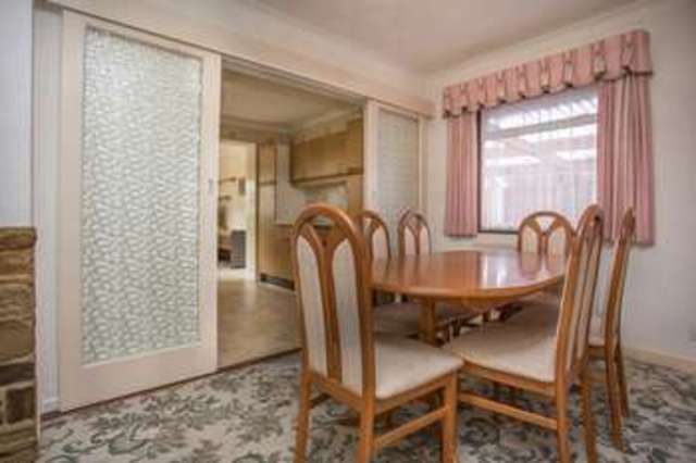  Image of 3 bedroom Detached house for sale in Goodwood Court Emsworth PO10 at Goodwood Court  Southbourne, PO10 8JZ