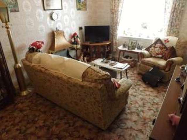  Image of 2 bedroom Flat for sale in St. Georges Court Deneside Great Yarmouth NR30 at Deneside  Great Yarmouth, NR30 2PY