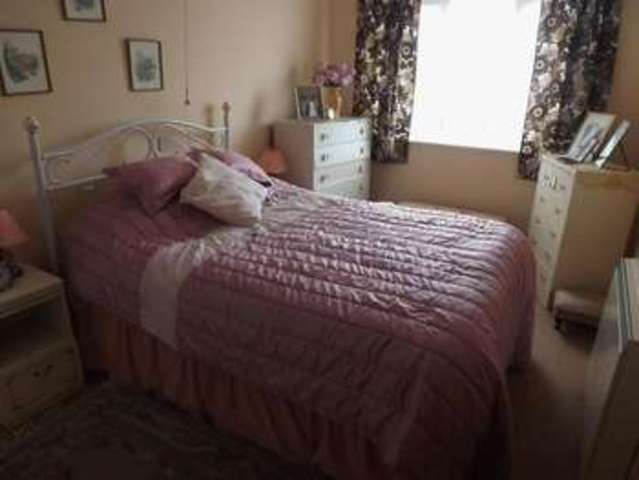  Image of 2 bedroom Flat for sale in St. Georges Court Deneside Great Yarmouth NR30 at Deneside  Great Yarmouth, NR30 2PY