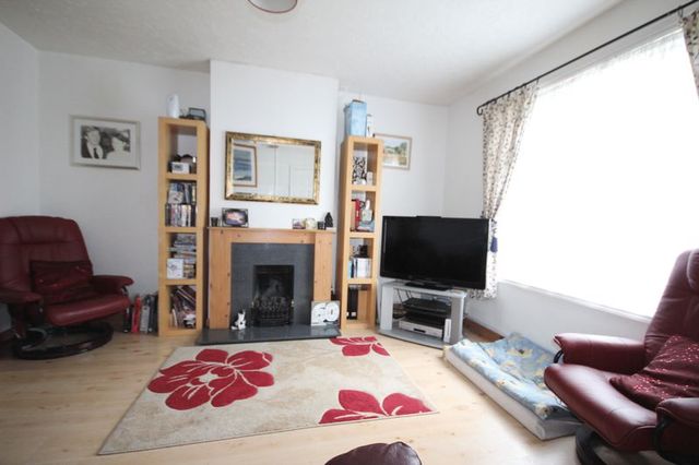  Image of 3 bedroom Semi-Detached house for sale in Greystoke Avenue Westbury-on-Trym Bristol BS10 at Greystoke Avenue Southmead Bristol, BS10 6BD